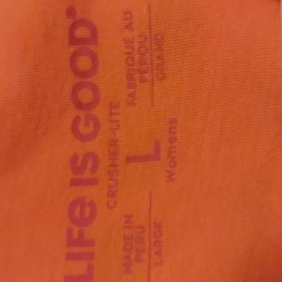 Life is Good v-neck t-shirt. - Picture 3 of 4